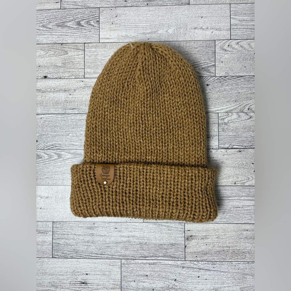 Handmade neutral brown beanie (unisex)